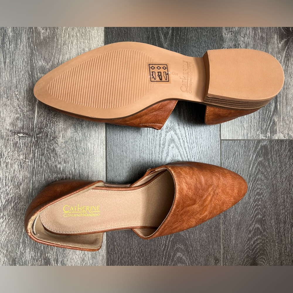 Catherine Malandrino Alaney D'Orsay Flats 9
Vegan Faux Leather Camel Tan Pointy